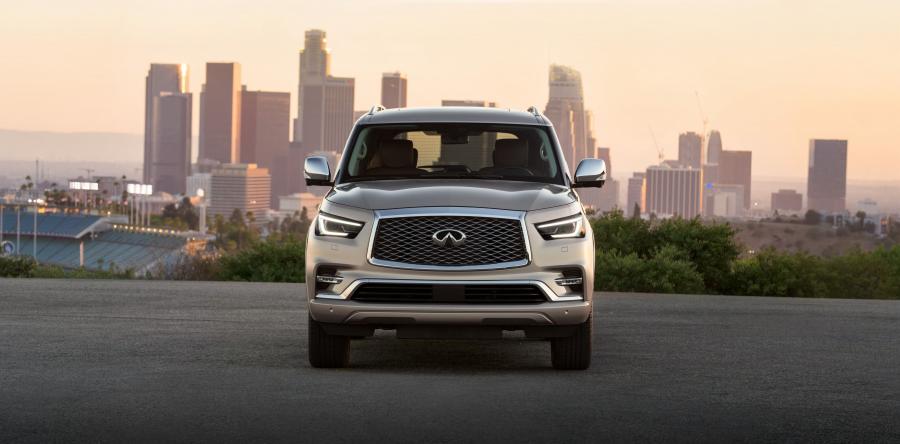  Infiniti QX80 5.6 2018 года  (фото 10 из 117)